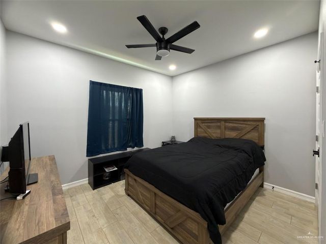 32797 Jorge Street, Los Fresnos, TX 78566