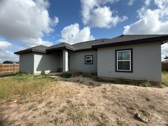 32797 Jorge Street, Los Fresnos, TX 78566