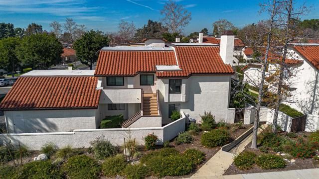 895 Connors Court, Claremont, CA 91711
