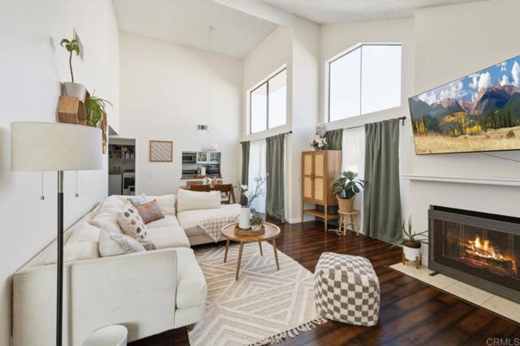 895 Connors Court, Claremont, CA 91711