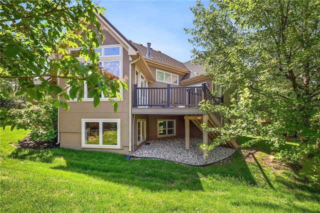 9926 FOUNTAIN Circle, Lenexa, KS 66220