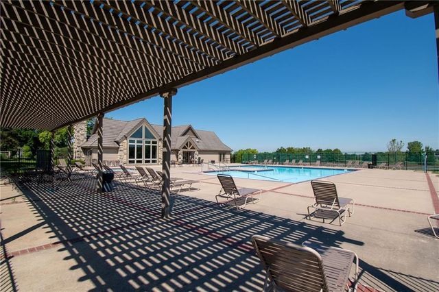9926 FOUNTAIN Circle, Lenexa, KS 66220