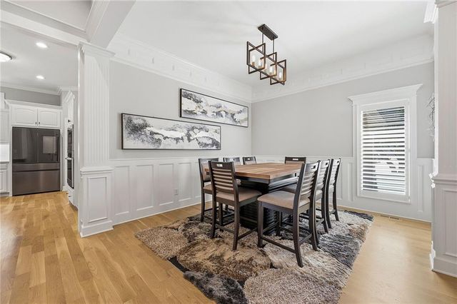 9926 FOUNTAIN Circle, Lenexa, KS 66220
