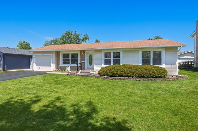 356 Banbury Avenue, Elk Grove Village, IL 60007