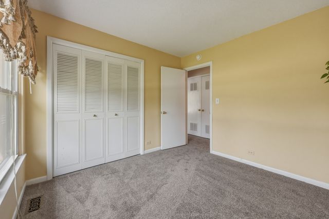 356 Banbury Avenue, Elk Grove Village, IL 60007