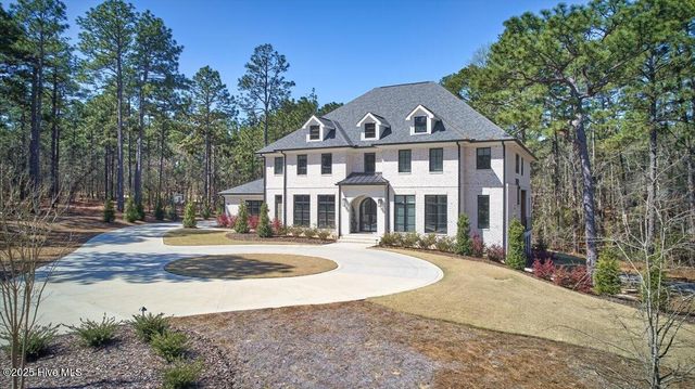 106 Haddington Drive, Pinehurst, NC 28374