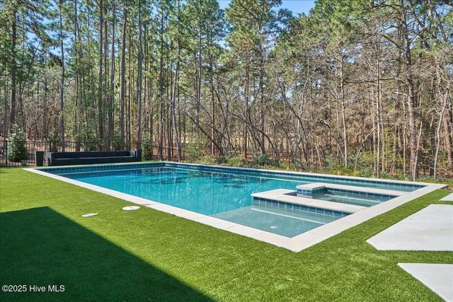 106 Haddington Drive, Pinehurst, NC 28374