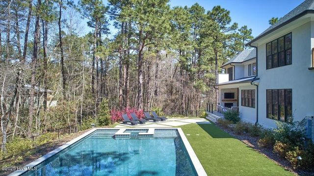 106 Haddington Drive, Pinehurst, NC 28374