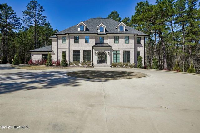 106 Haddington Drive, Pinehurst, NC 28374