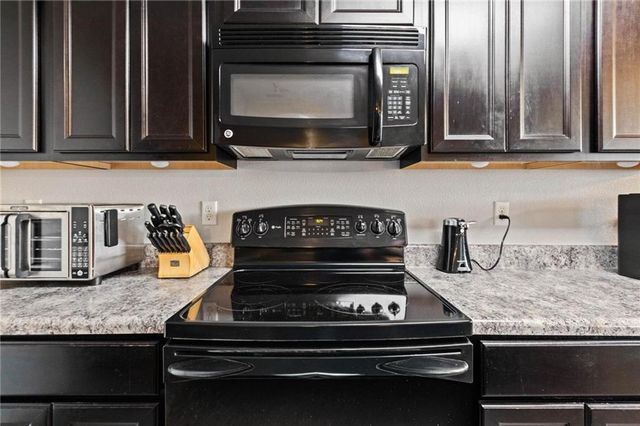 6974 Crimson Ridge Street, Gulf Shores, AL 36542