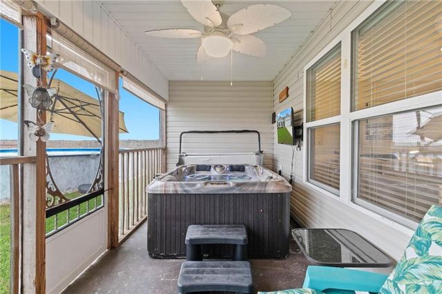 6974 Crimson Ridge Street, Gulf Shores, AL 36542