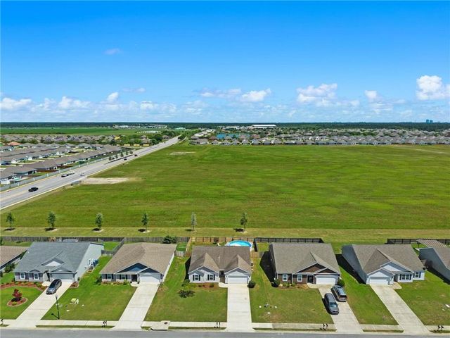 6974 Crimson Ridge Street, Gulf Shores, AL 36542