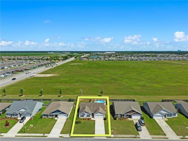 6974 Crimson Ridge Street, Gulf Shores, AL 36542