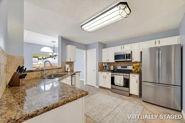 3608 Lochmoor Lane, Pearland, TX 77581