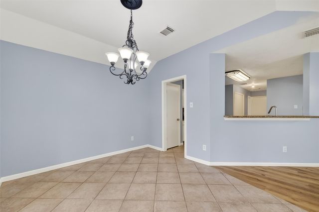 3608 Lochmoor Lane, Pearland, TX 77581