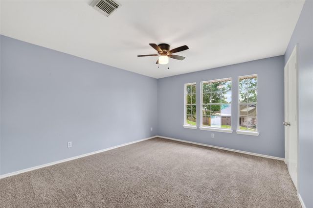 3608 Lochmoor Lane, Pearland, TX 77581