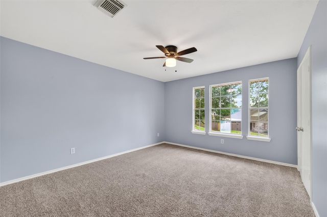 3608 Lochmoor Lane, Pearland, TX 77581