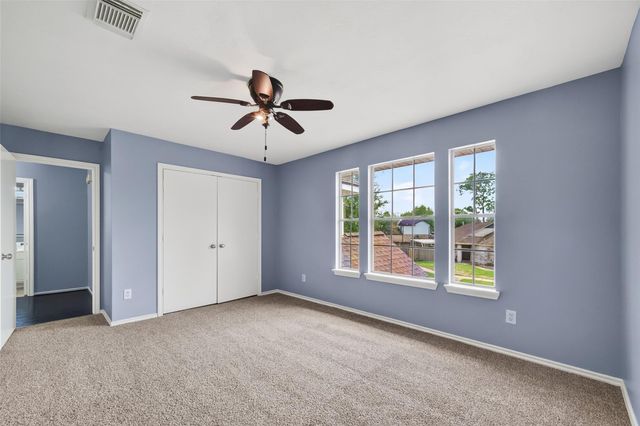 3608 Lochmoor Lane, Pearland, TX 77581