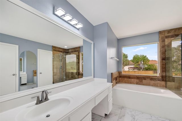 3608 Lochmoor Lane, Pearland, TX 77581