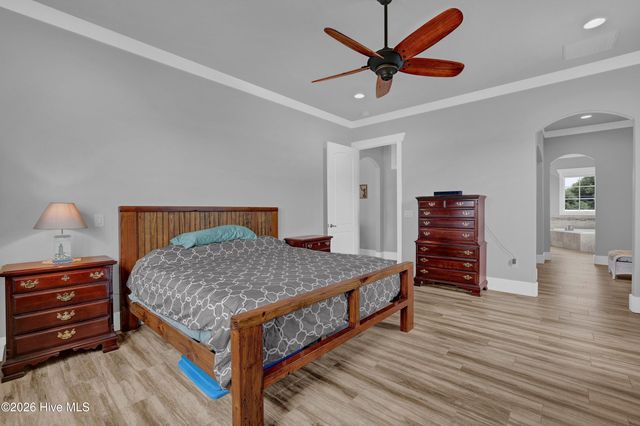 1044 Mallard Bay Drive, Hampstead, NC 28443
