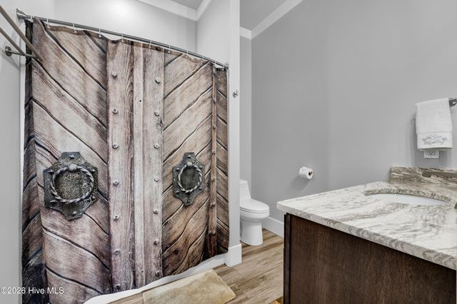 1044 Mallard Bay Drive, Hampstead, NC 28443