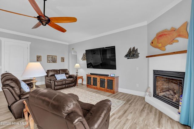 1044 Mallard Bay Drive, Hampstead, NC 28443