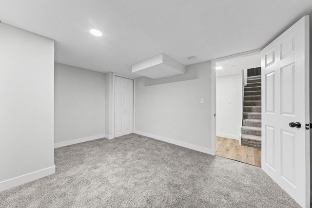621 White Bear Avenue N, Saint Paul, MN 55106