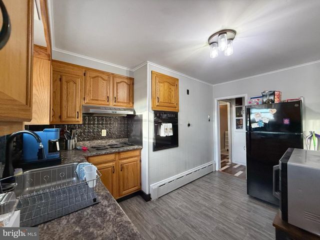 145 S LEMON ST, Mount Carmel, PA 17851