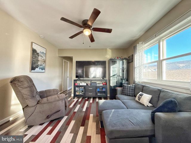 145 S LEMON ST, Mount Carmel, PA 17851