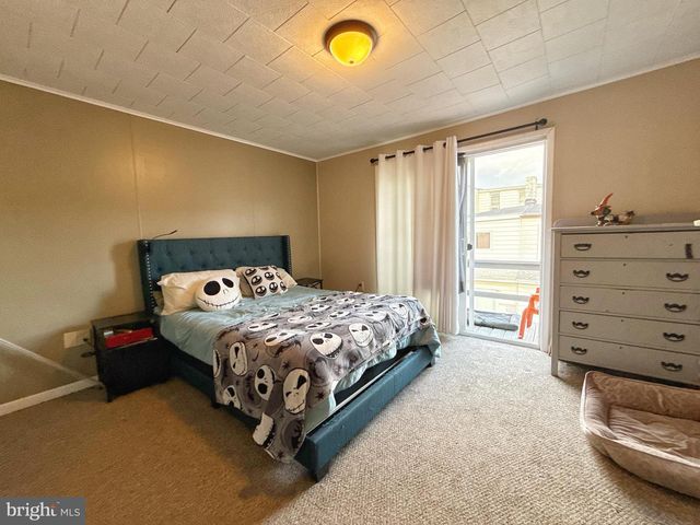 145 S LEMON ST, Mount Carmel, PA 17851