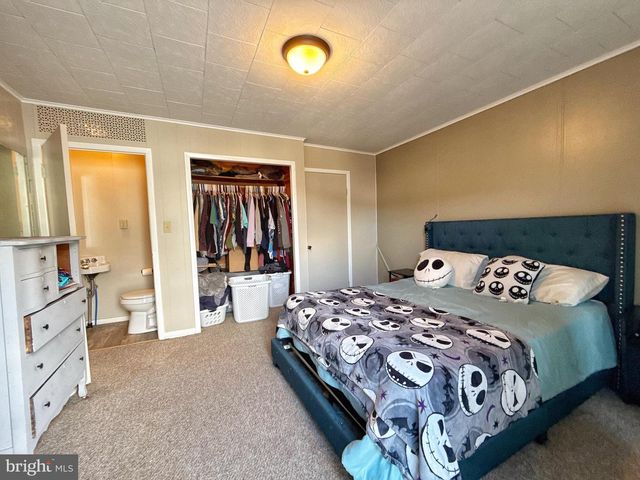 145 S LEMON ST, Mount Carmel, PA 17851