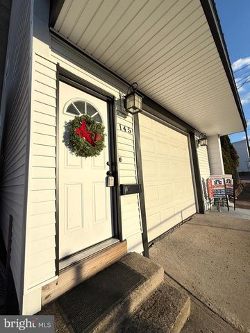145 S LEMON ST, Mount Carmel, PA 17851