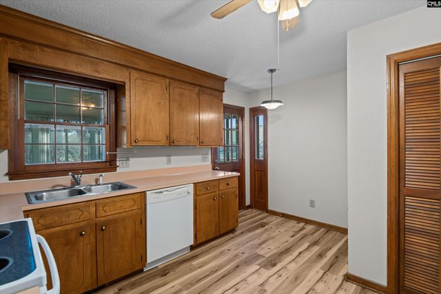 2402 Breezewood Road, Cayce, SC 29033