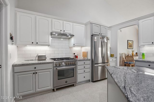 10 Ivy Way 13, Pinehurst, NC 28374