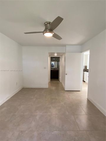 2841 N Oakland Forest Dr 110, Oakland Park, FL 33309