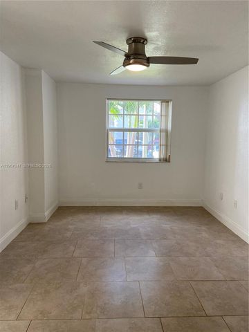 2841 N Oakland Forest Dr 110, Oakland Park, FL 33309