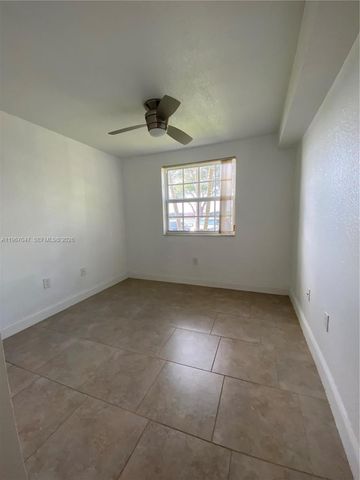 2841 N Oakland Forest Dr 110, Oakland Park, FL 33309