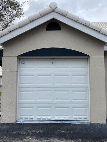 2841 N Oakland Forest Dr 110, Oakland Park, FL 33309