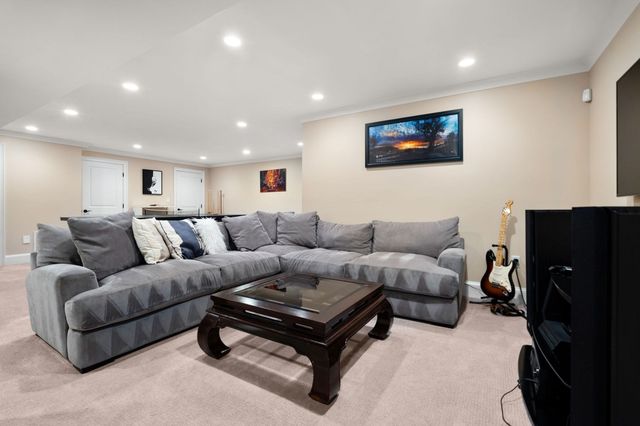7 Fredette Road, Newton, MA 02459
