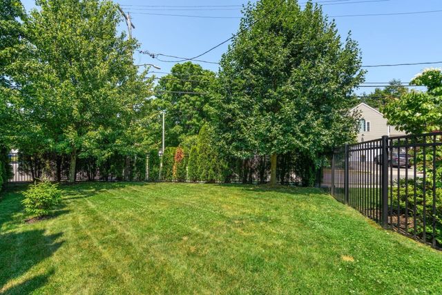 7 Fredette Road, Newton, MA 02459