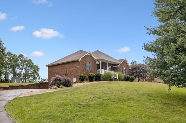 112 Kelly Ln, Lafayette, TN 37083