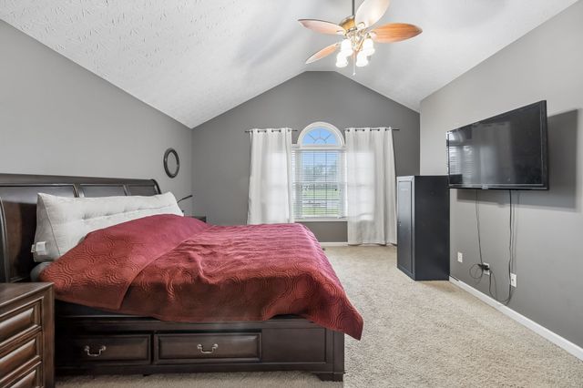 112 Kelly Ln, Lafayette, TN 37083