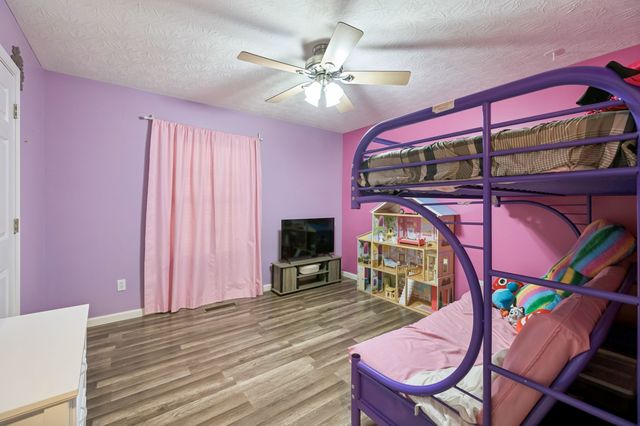 112 Kelly Ln, Lafayette, TN 37083