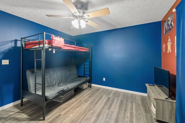 112 Kelly Ln, Lafayette, TN 37083
