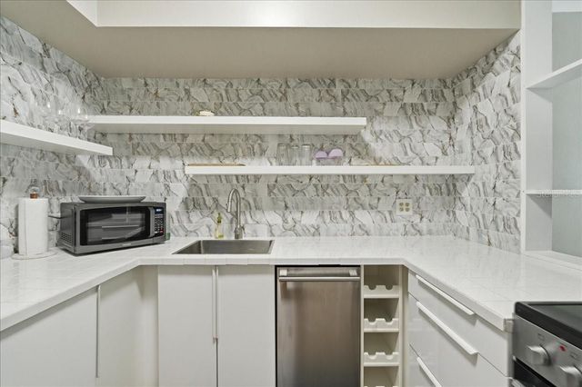 2400 FRANCISCAN DRIVE 38, Clearwater, FL 33763