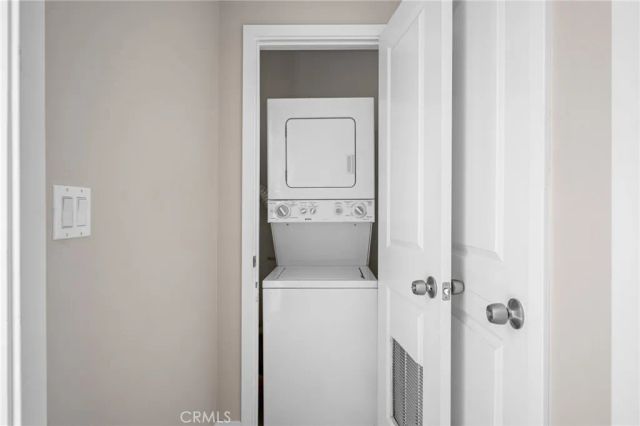 11731 Runnymede Street 3, North Hollywood, CA 91605