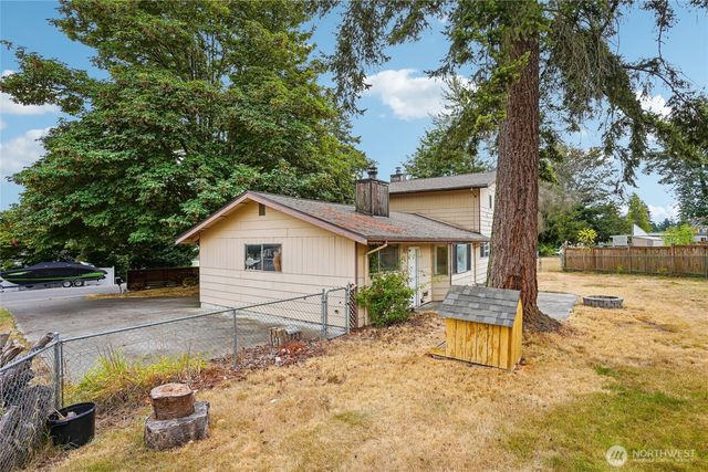 20601 Church Lake Drive E, Bonney Lake, WA 98391