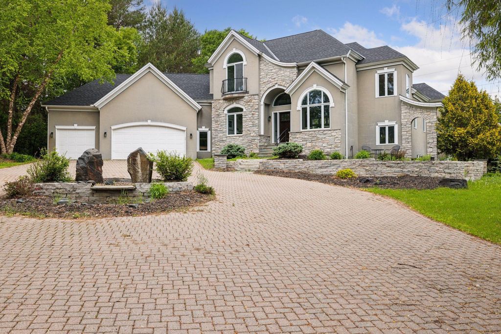 17032 Valley Drive NW, Andover, MN 55304