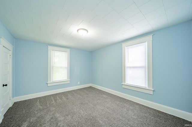 1102 S 18th Street, New Castle, IN 47362