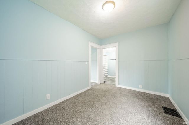 1102 S 18th Street, New Castle, IN 47362